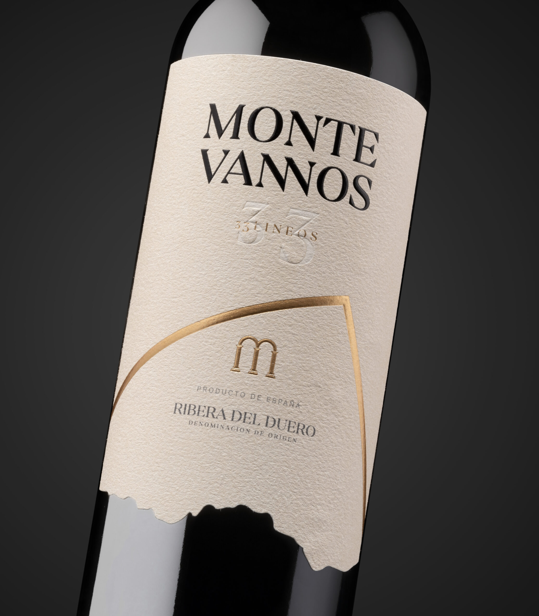 Diseño de etiquetas, branding y packaging para vino y productos gourmet por Enpedra Estudio